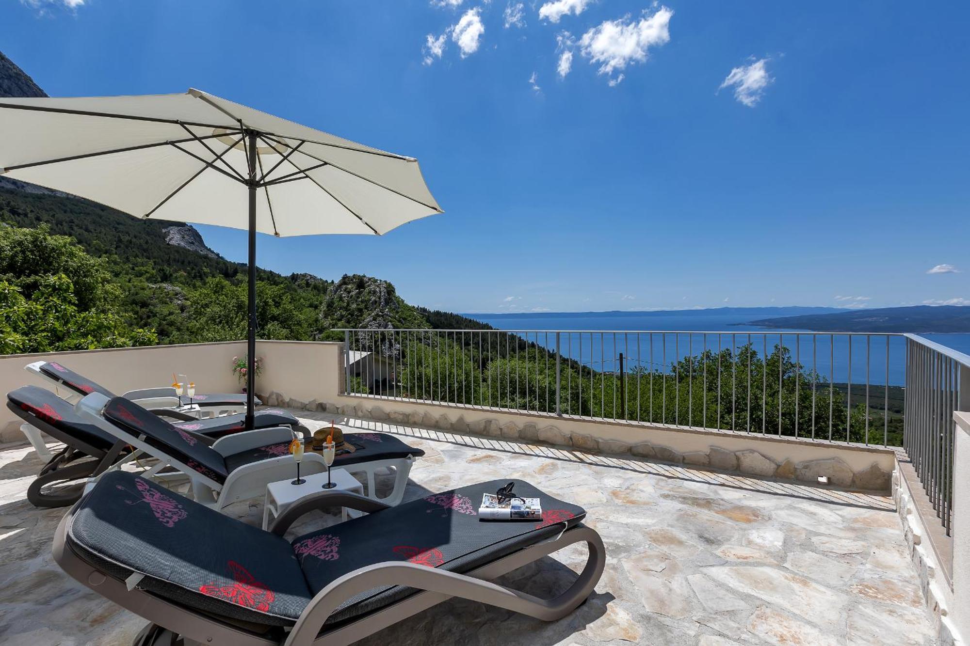 Holiday Home Marta With Heated Pool,Grill,Sea View Bast Kültér fotó