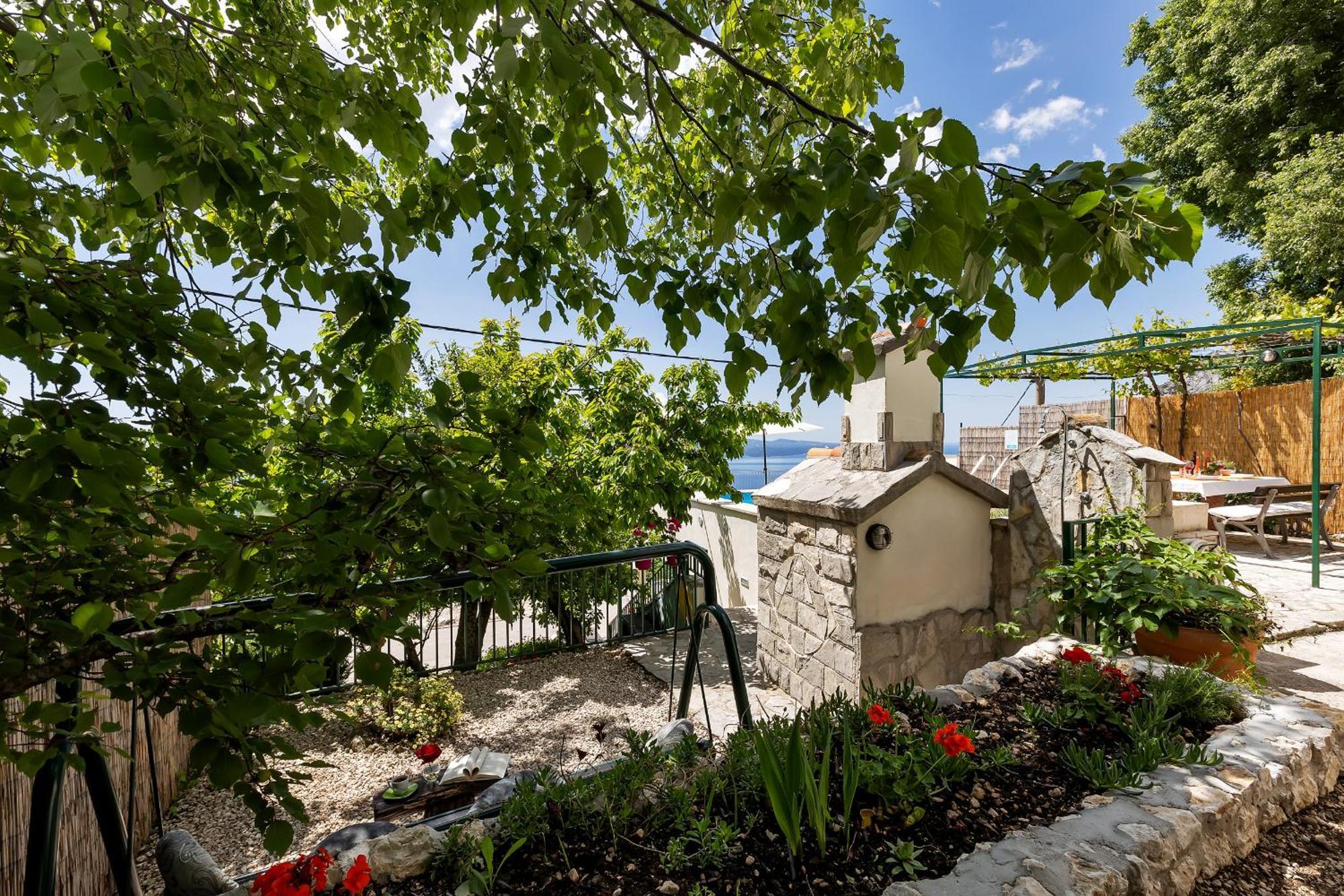Holiday Home Marta With Heated Pool,Grill,Sea View Bast Kültér fotó